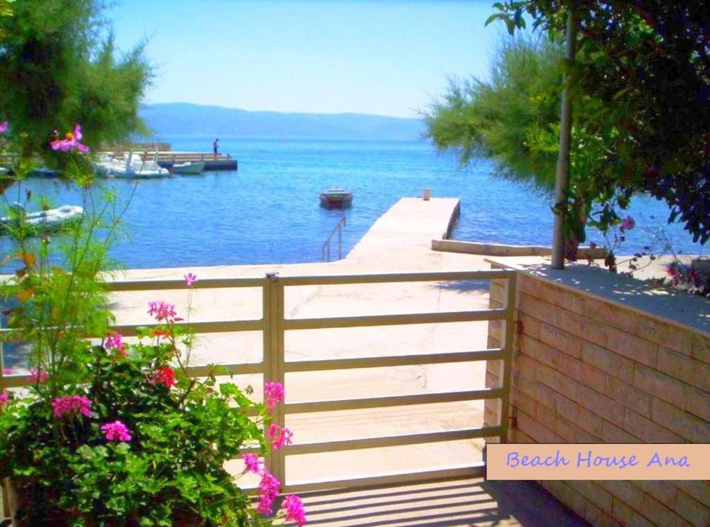 Duće Beach House - Apartments Ana מראה חיצוני תמונה
